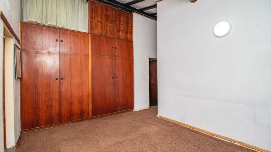 6 Bedroom Property for Sale in Cresslawn Gauteng