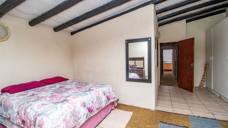 6 Bedroom Property for Sale in Cresslawn Gauteng
