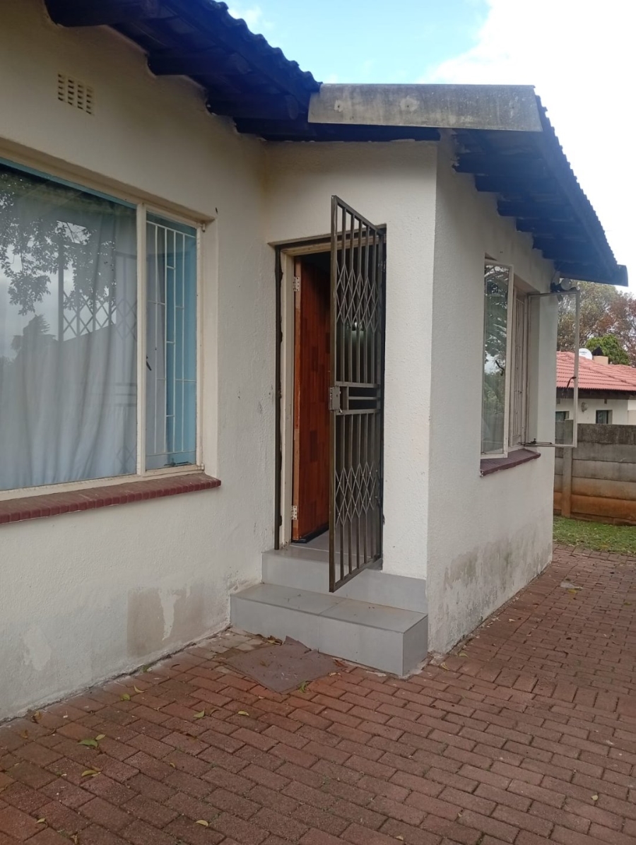 1 Bedroom Property for Sale in Birch Acres Gauteng