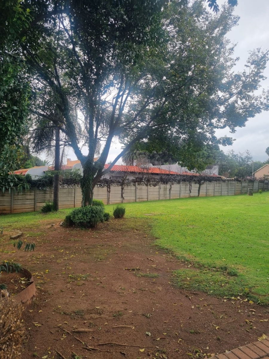 1 Bedroom Property for Sale in Birch Acres Gauteng