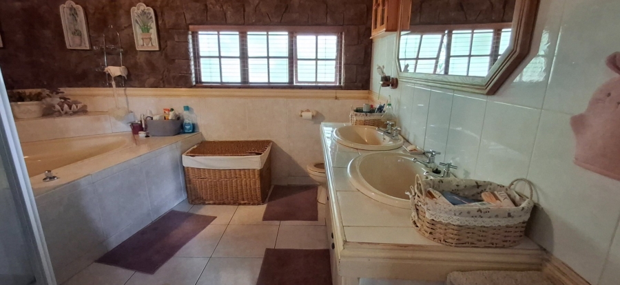 4 Bedroom Property for Sale in Montana Park Gauteng