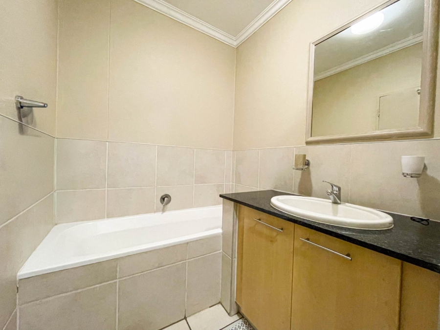 To Let 2 Bedroom Property for Rent in Morningside Gauteng