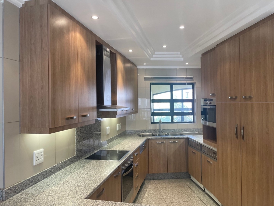 To Let 2 Bedroom Property for Rent in Bedford Gardens Gauteng