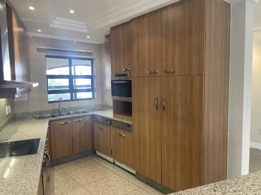 To Let 2 Bedroom Property for Rent in Bedford Gardens Gauteng