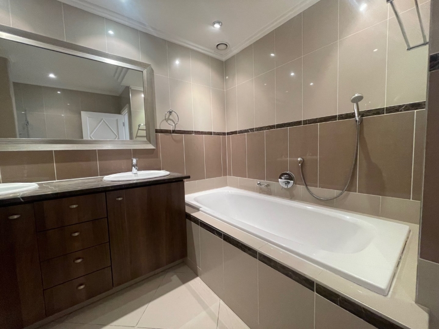 To Let 2 Bedroom Property for Rent in Bedford Gardens Gauteng