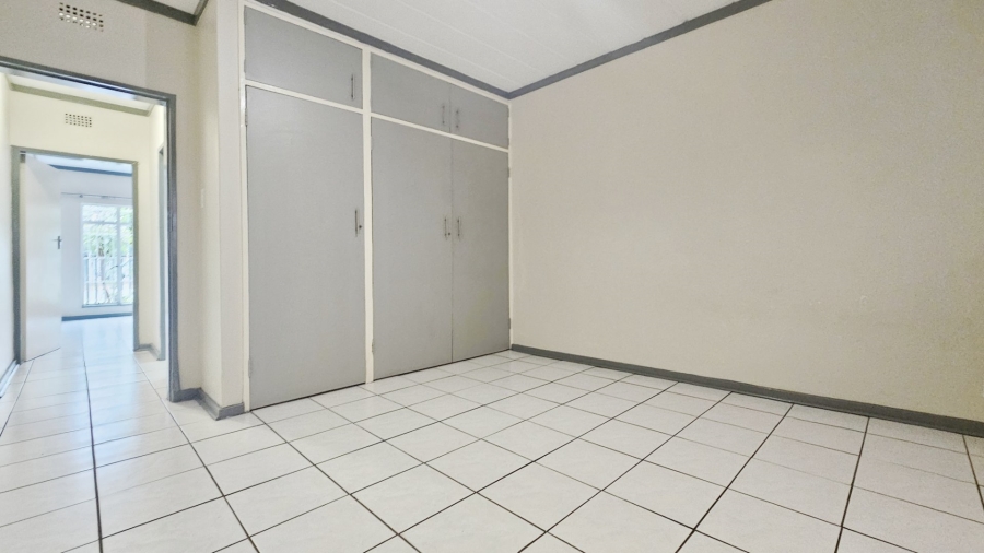 2 Bedroom Property for Sale in Vereeniging Gauteng