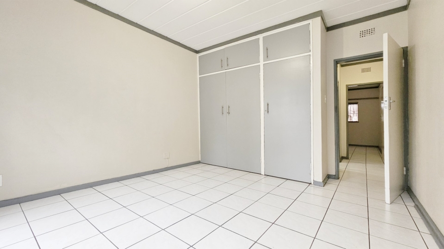 2 Bedroom Property for Sale in Vereeniging Gauteng