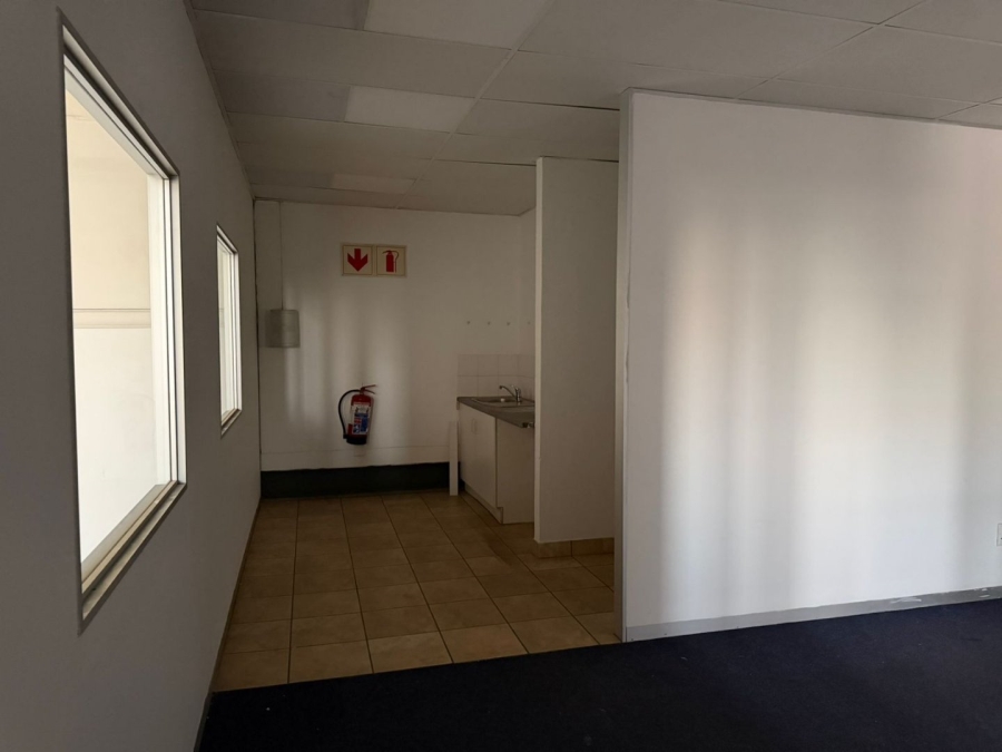  Bedroom Property for Sale in Meadowdale Gauteng