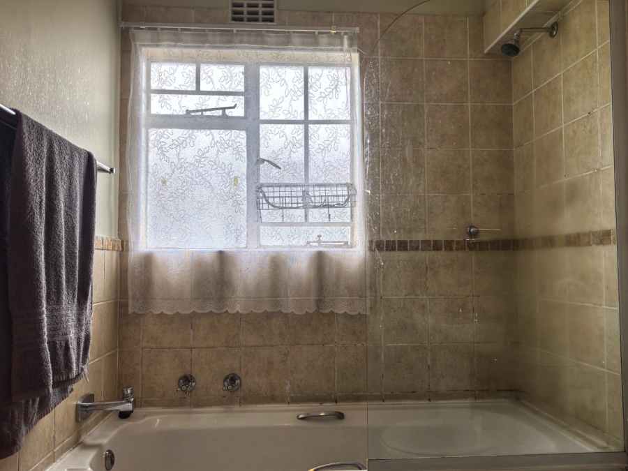 2 Bedroom Property for Sale in Brentwood Park Gauteng