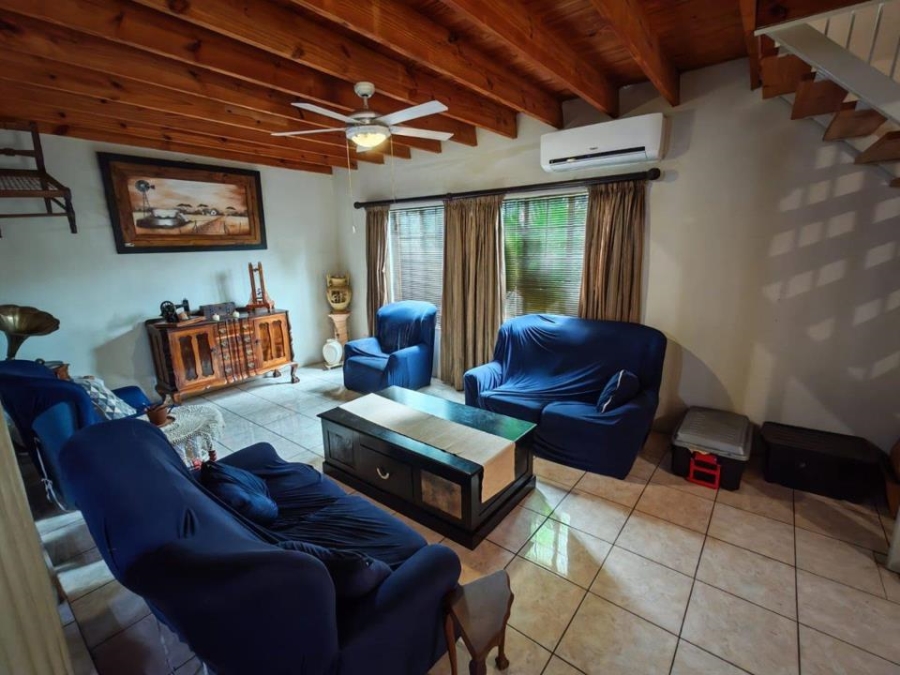4 Bedroom Property for Sale in Doornpoort Gauteng
