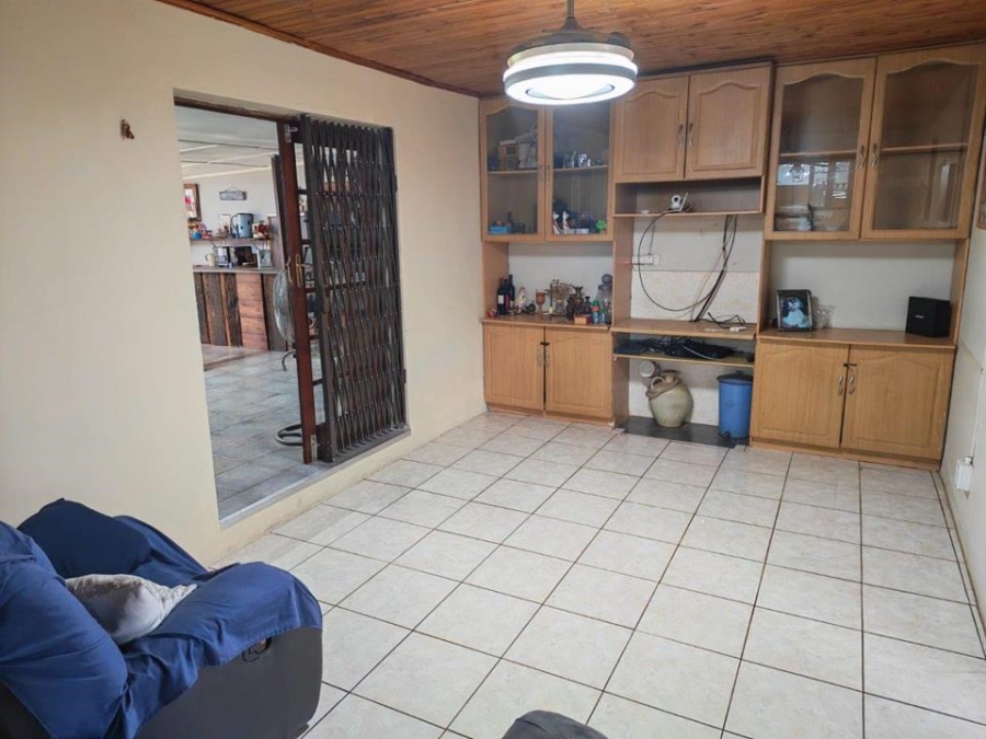 4 Bedroom Property for Sale in Doornpoort Gauteng