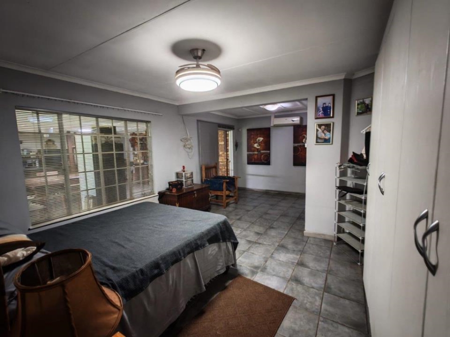 4 Bedroom Property for Sale in Doornpoort Gauteng