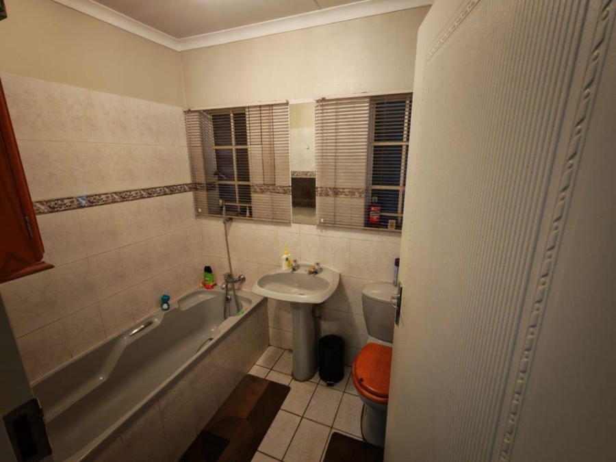 4 Bedroom Property for Sale in Doornpoort Gauteng