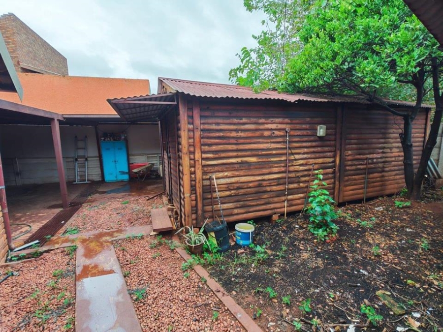 4 Bedroom Property for Sale in Doornpoort Gauteng