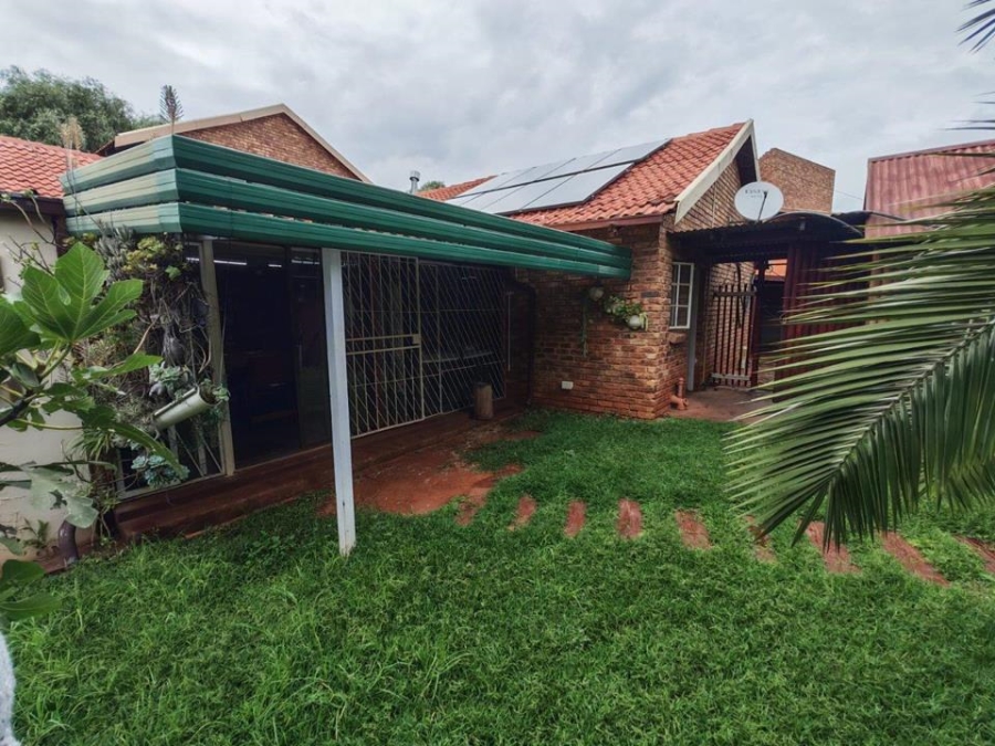 4 Bedroom Property for Sale in Doornpoort Gauteng