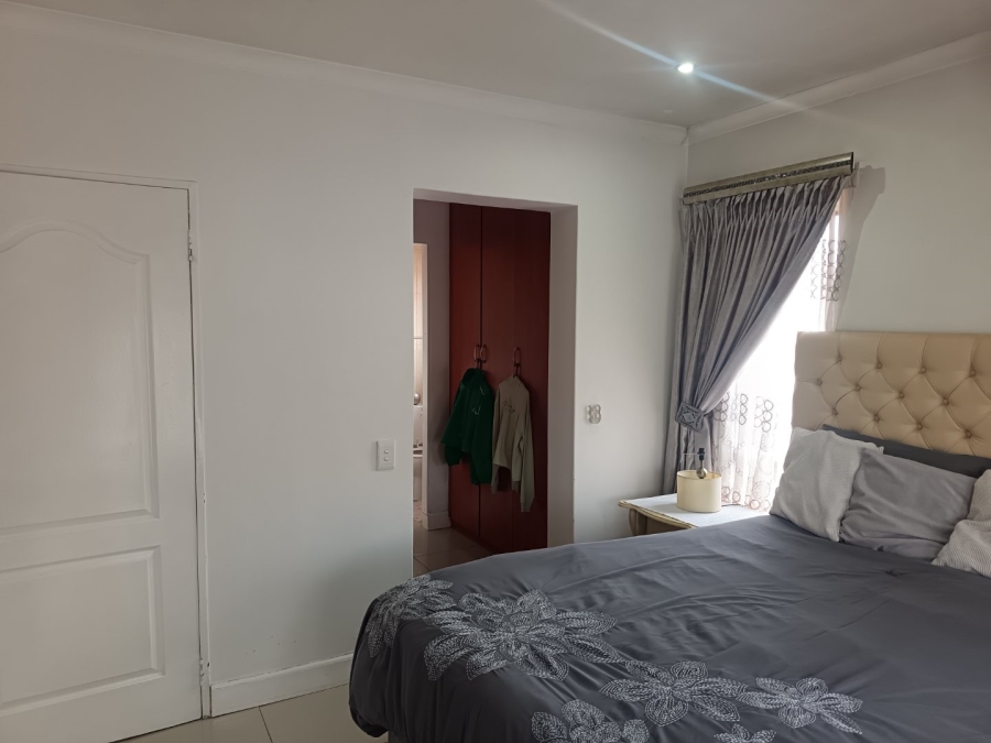 3 Bedroom Property for Sale in Lenasia Gauteng