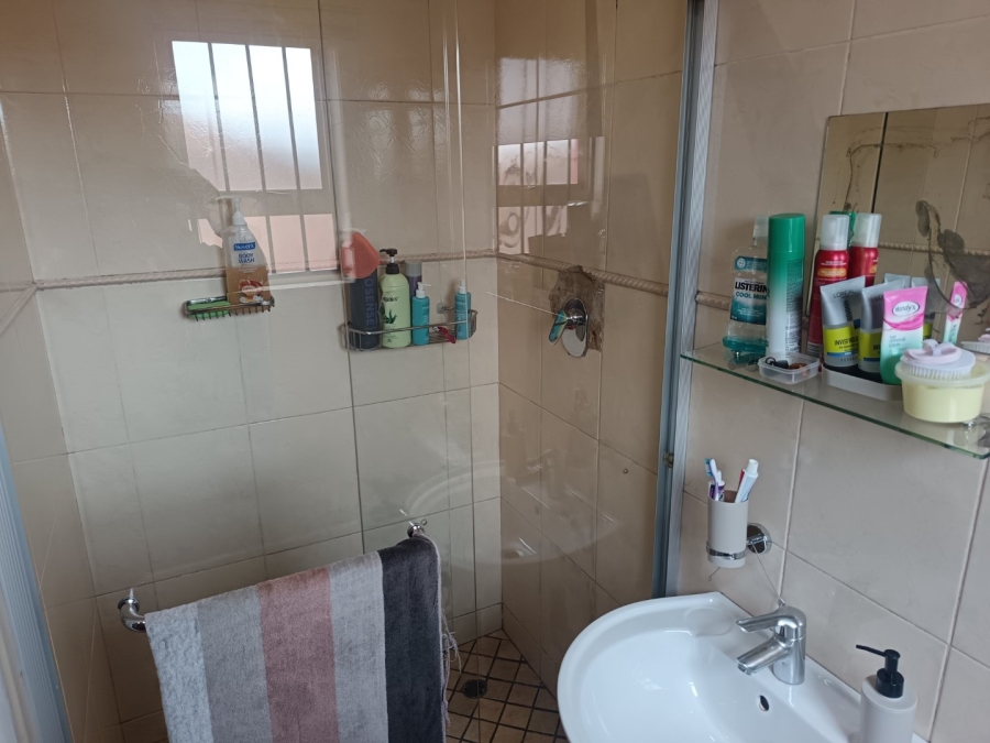 3 Bedroom Property for Sale in Lenasia Gauteng