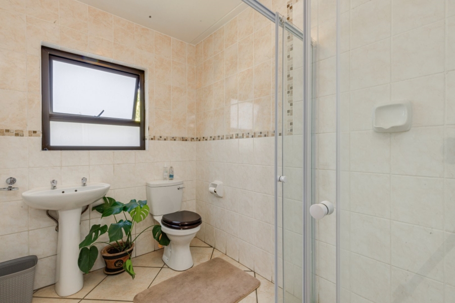 2 Bedroom Property for Sale in Sunninghill Gauteng