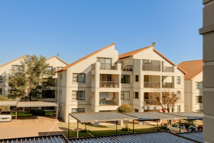 2 Bedroom Property for Sale in Sunninghill Gauteng
