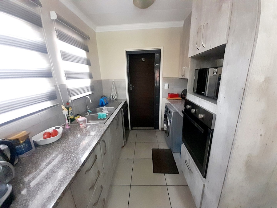 3 Bedroom Property for Sale in Amberfield Gauteng