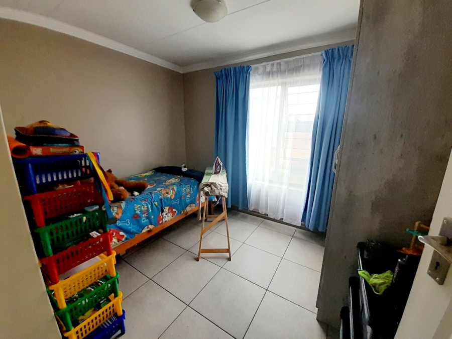3 Bedroom Property for Sale in Amberfield Gauteng