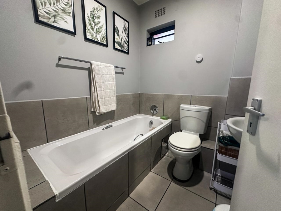 2 Bedroom Property for Sale in Riverside View Gauteng