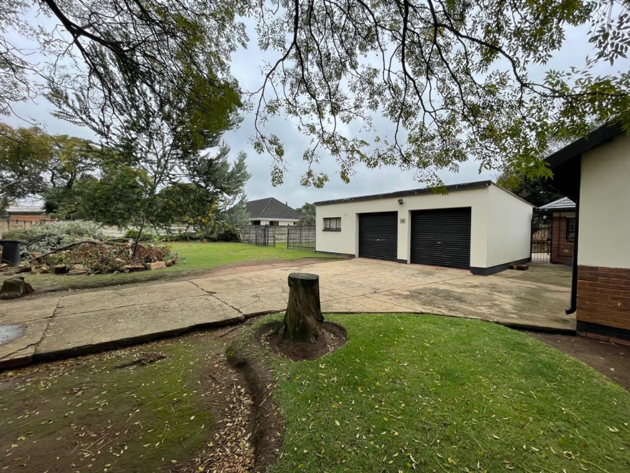 3 Bedroom Property for Sale in Selcourt Gauteng