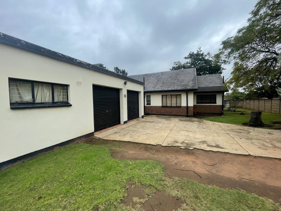 3 Bedroom Property for Sale in Selcourt Gauteng