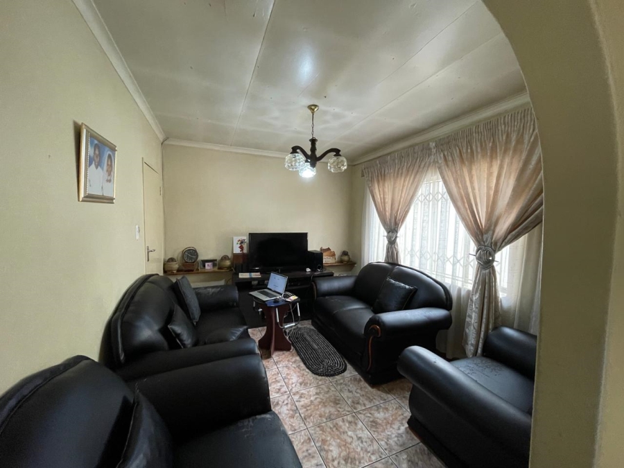 3 Bedroom Property for Sale in Selcourt Gauteng