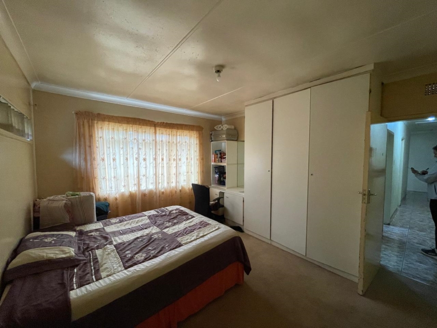 3 Bedroom Property for Sale in Selcourt Gauteng