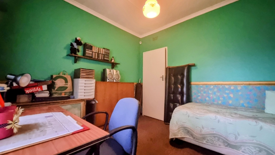 4 Bedroom Property for Sale in Waldrift Gauteng