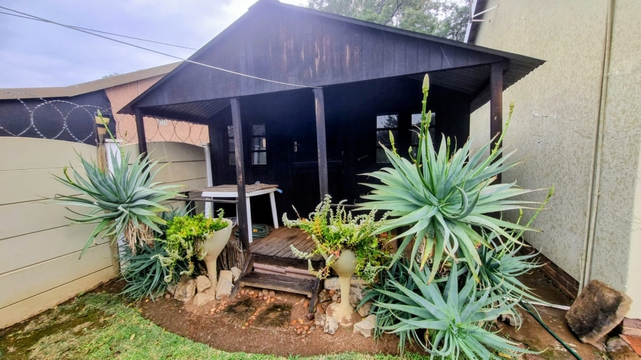 4 Bedroom Property for Sale in Waldrift Gauteng