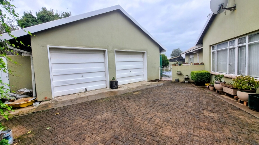 4 Bedroom Property for Sale in Waldrift Gauteng