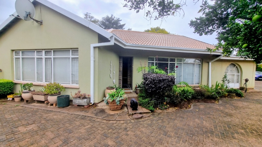 4 Bedroom Property for Sale in Waldrift Gauteng