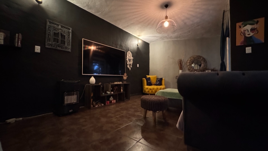 3 Bedroom Property for Sale in Three Rivers Proper Gauteng