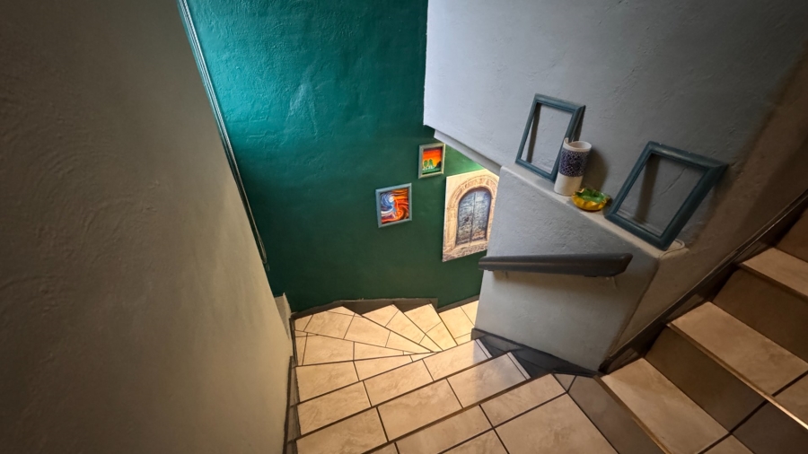 3 Bedroom Property for Sale in Three Rivers Proper Gauteng