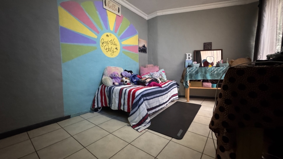 3 Bedroom Property for Sale in Three Rivers Proper Gauteng