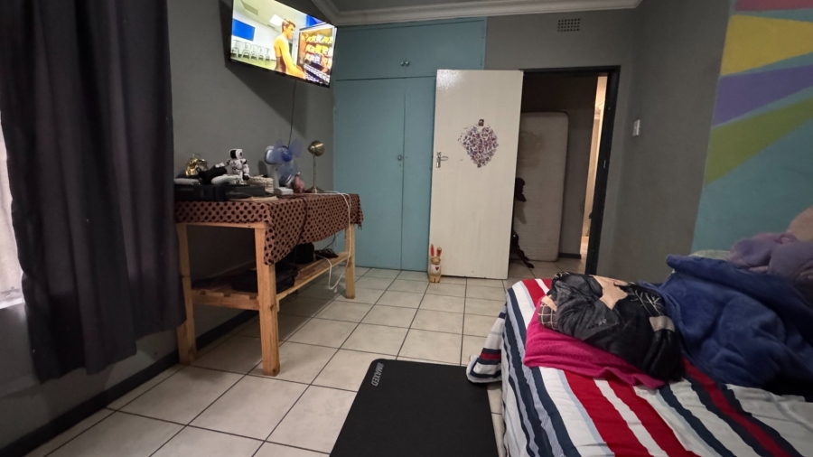 3 Bedroom Property for Sale in Three Rivers Proper Gauteng