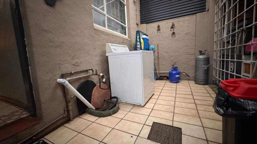 3 Bedroom Property for Sale in Three Rivers Proper Gauteng