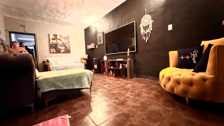 3 Bedroom Property for Sale in Three Rivers Proper Gauteng