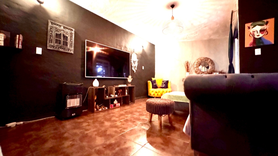3 Bedroom Property for Sale in Three Rivers Proper Gauteng