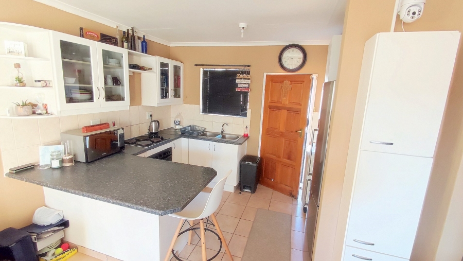 2 Bedroom Property for Sale in Heuwelsig Estate Gauteng