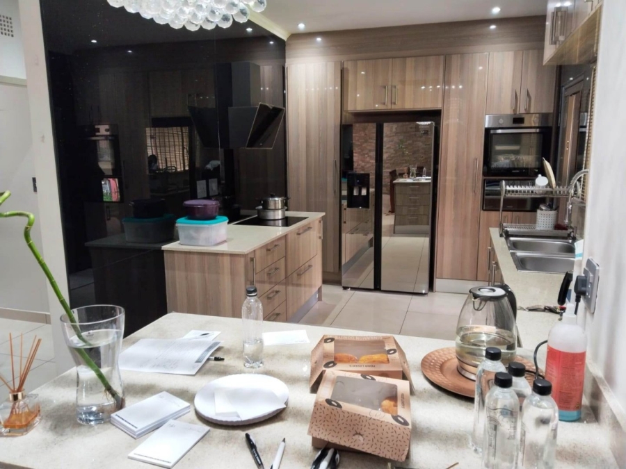 4 Bedroom Property for Sale in Illiondale Gauteng