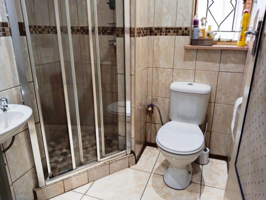 4 Bedroom Property for Sale in Illiondale Gauteng
