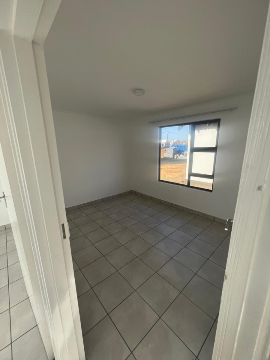 3 Bedroom Property for Sale in Windmill Park Gauteng