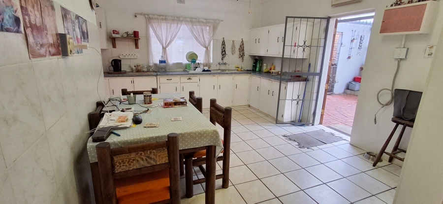 3 Bedroom Property for Sale in Mountain View Gauteng