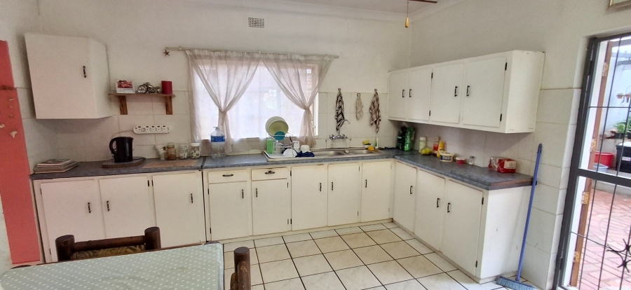 3 Bedroom Property for Sale in Mountain View Gauteng