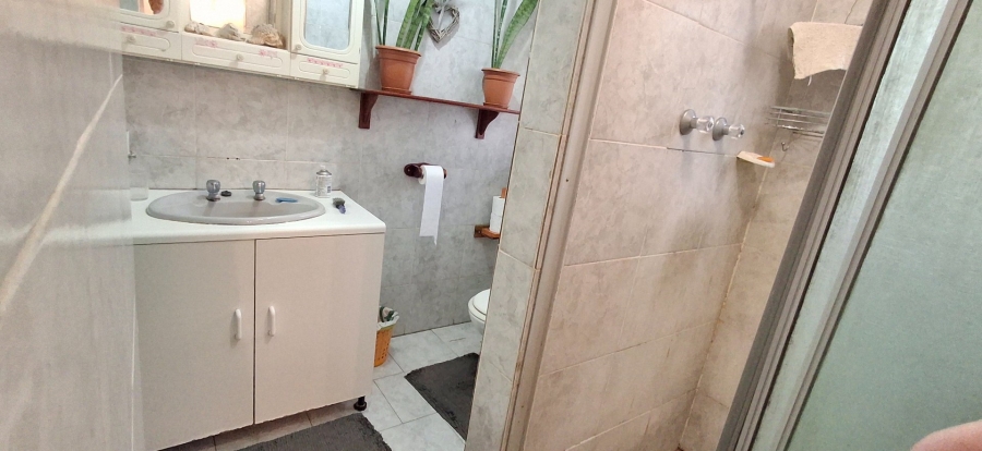 3 Bedroom Property for Sale in Mountain View Gauteng