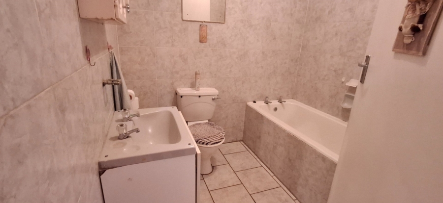3 Bedroom Property for Sale in Mountain View Gauteng