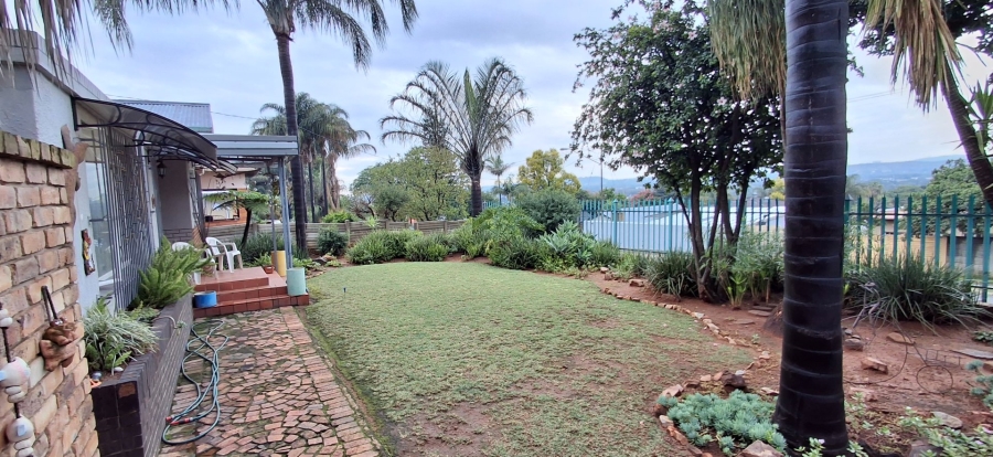 3 Bedroom Property for Sale in Mountain View Gauteng